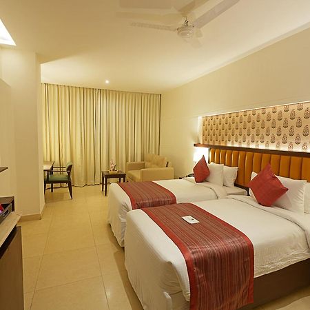 Grand Continent Secunderabad A Sarovar Portico Affiliate Hotel Zewnętrze zdjęcie